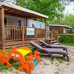 Happy Camp mobile homes in Camping Bella Italia