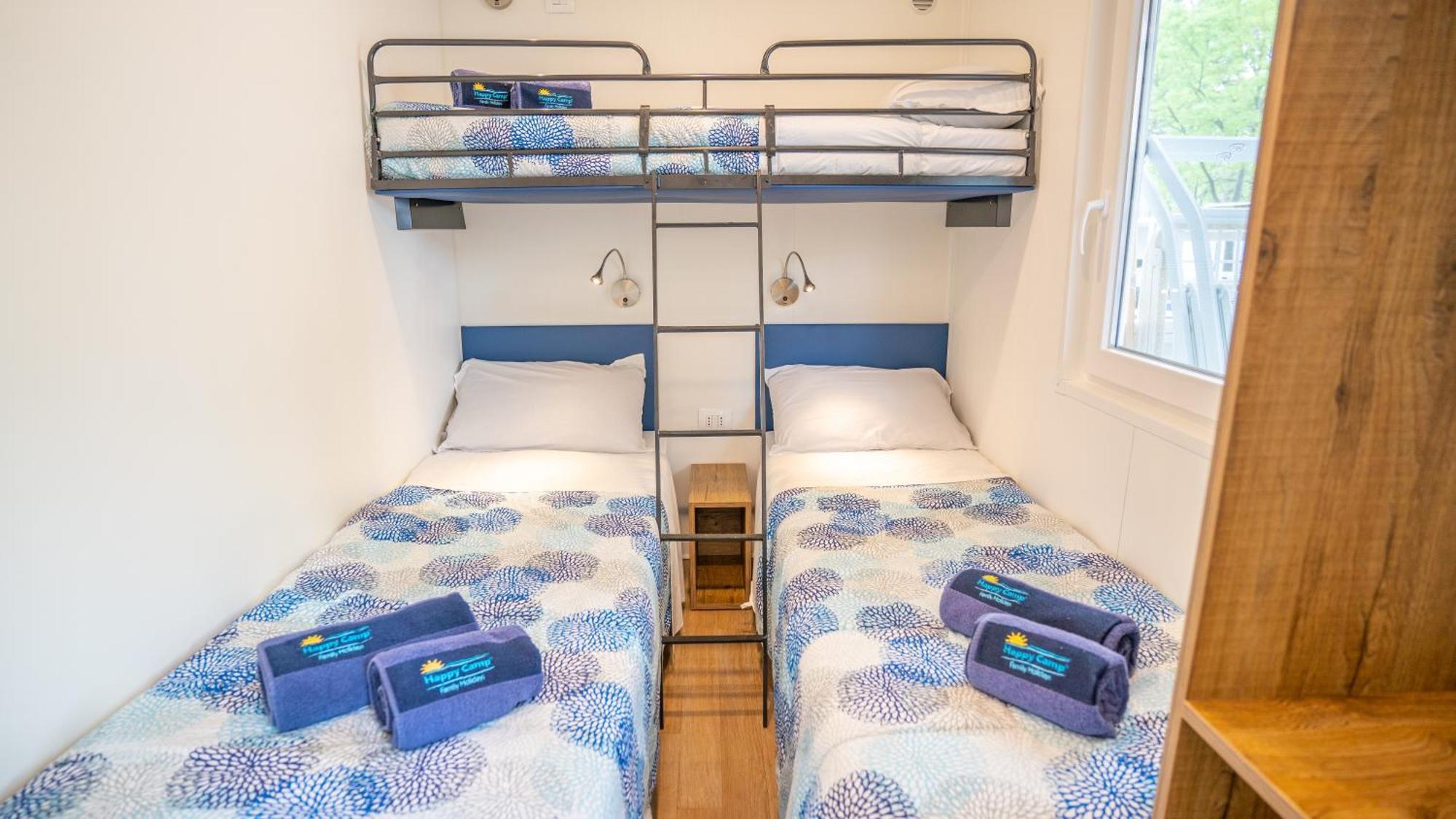 Happy Camp Mobile Homes In Bella Italia Campeggio