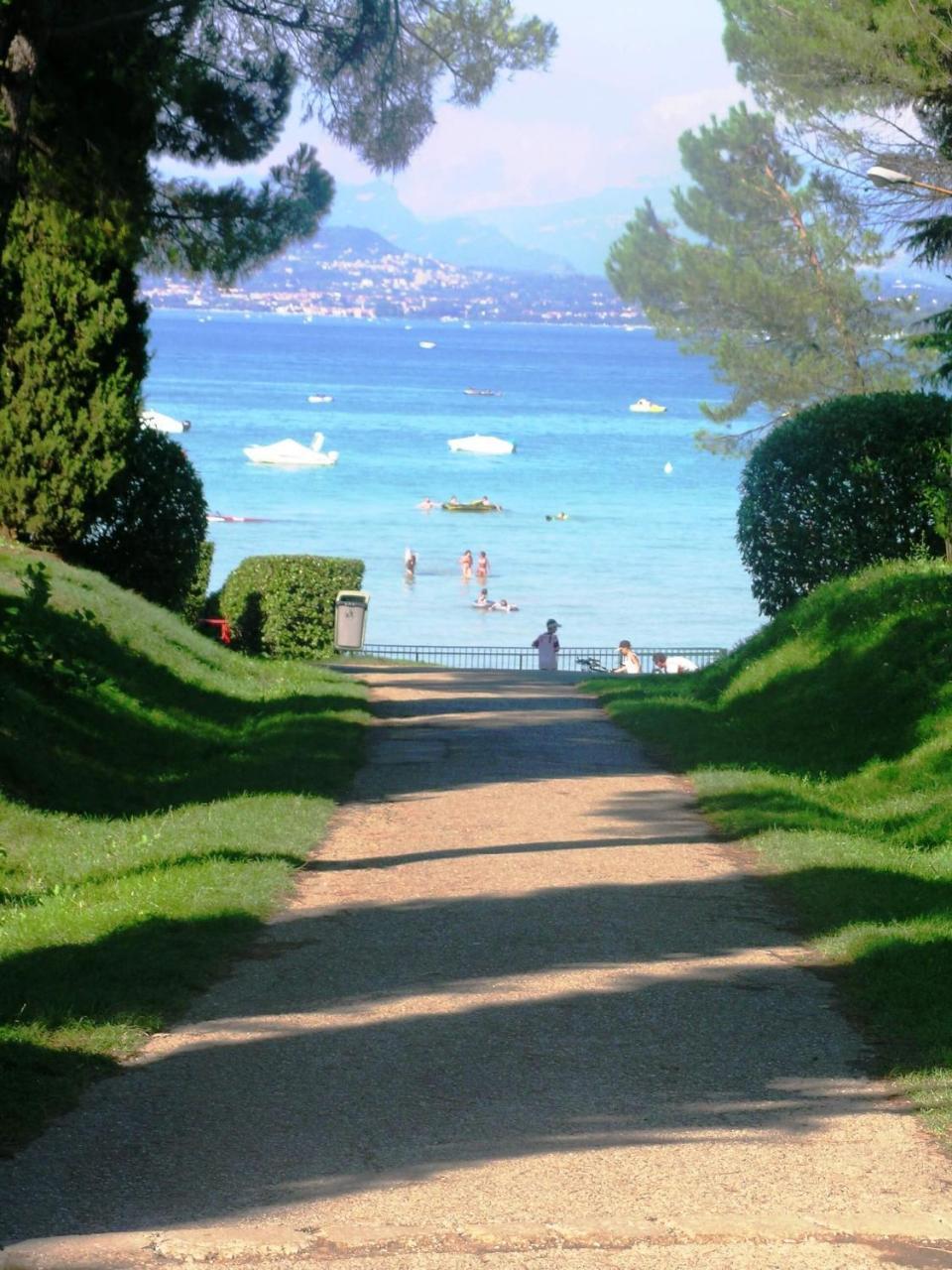 Happy Camp Mobile Homes In Bella Italia *
