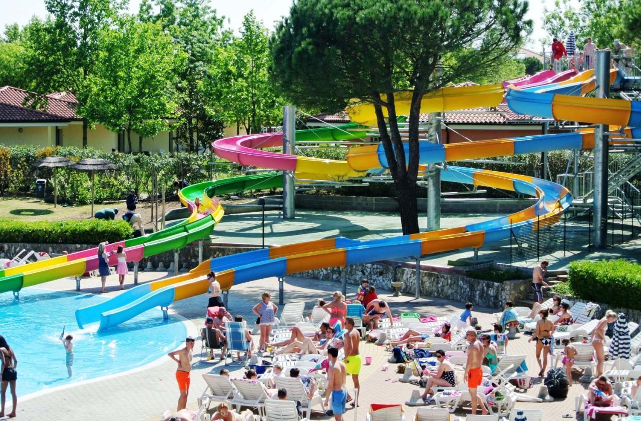 Campeggio Happy Camp Mobile Homes In Bella Italia Peschiera del Garda